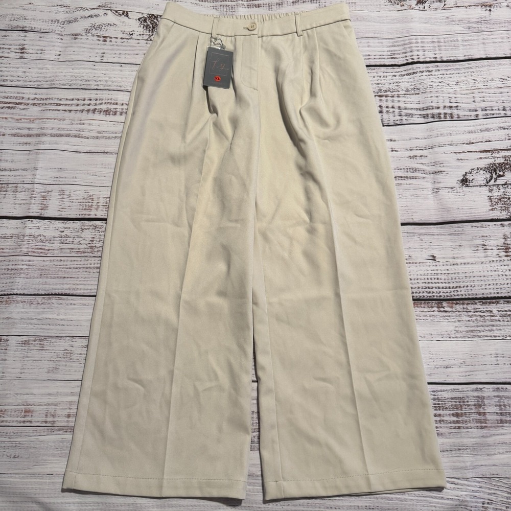 NWT‎ FUNYYZO Dress Pants Cream Color Zip & Button Close Women's Size XL